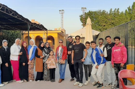 قيام طلاب أسرة فالنسعي بعمل فطار جماعي