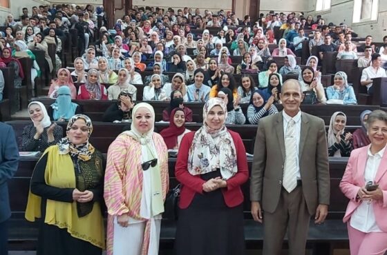 توعية الطلاب
